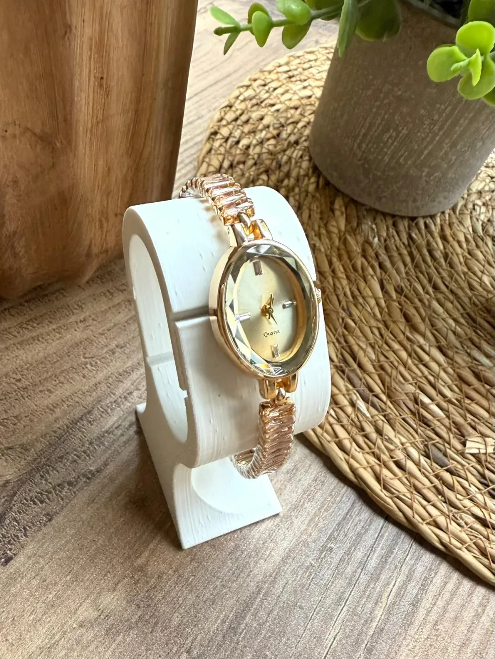 Kristal Kesme Taşlı Rose Gold Kadın Kol Saati