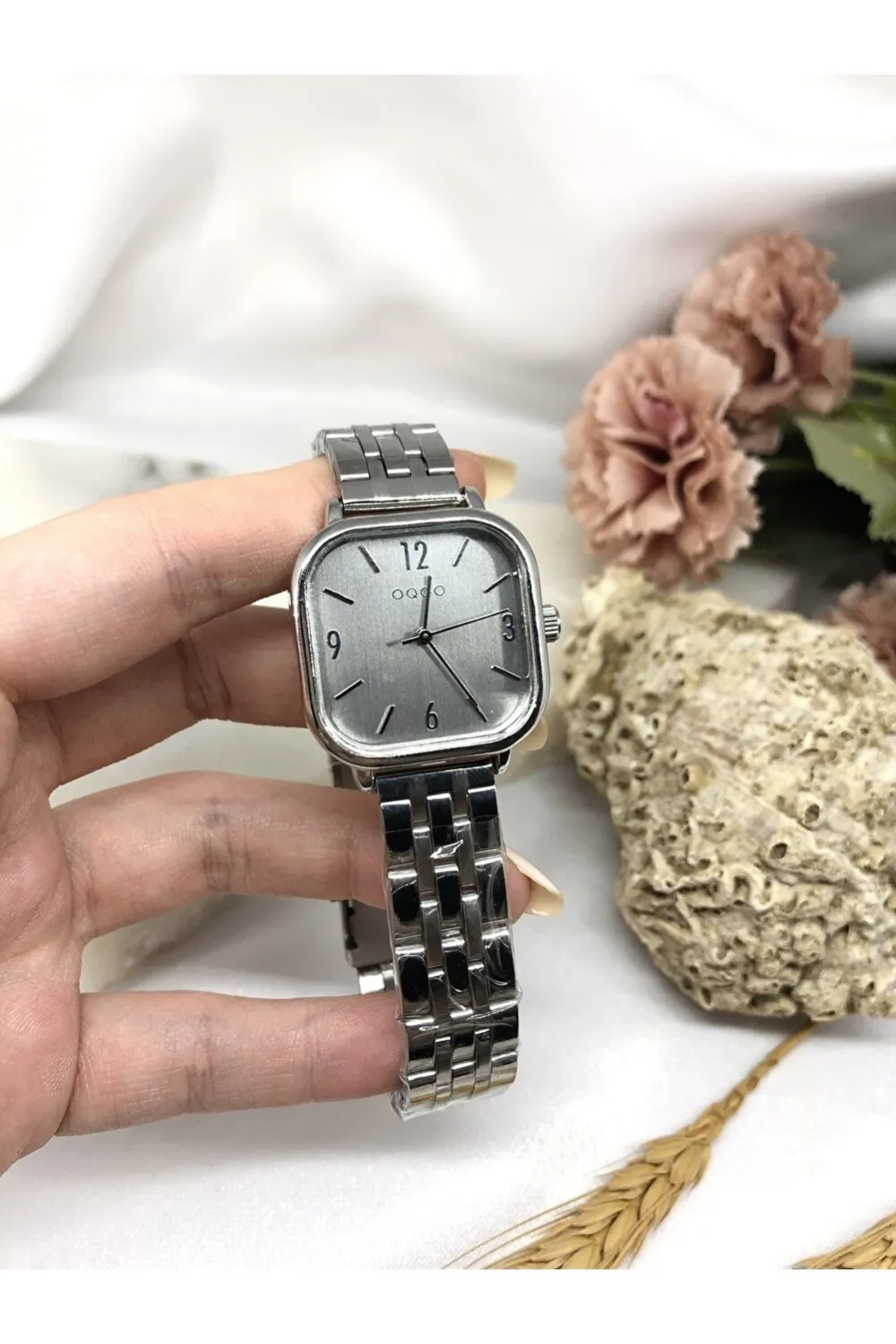 Kare Vintage İçi Gri Gümüş Zincir Kadın Kol Saati — görsel 3