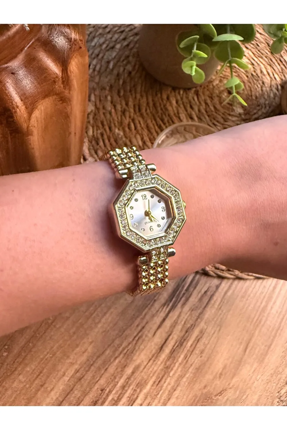 Vintage Taşlı Gold İçi Gold Kadın Kol Saati — görsel 4