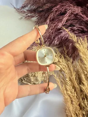 Vintage Kare Gold İçi Beyaz Kadın Kol Saati