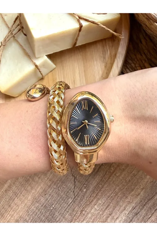 Yılan Model Gold İçi Siyah Kadın Kol Saati
